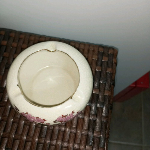 Satsuma vase with lid and ashtray like new