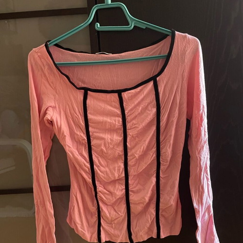 Blouse size S used, black and pink