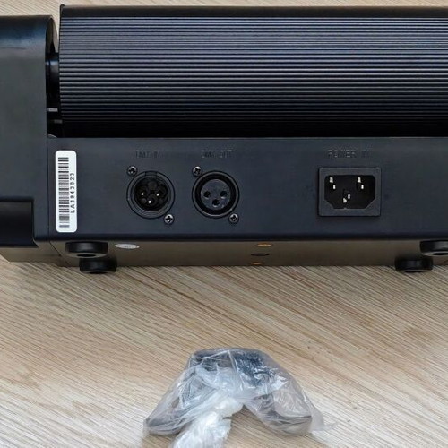 Betopper DJ stage light with moving head, 8x3W RGBW LED, new