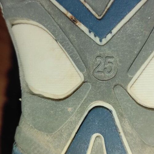 Kickers Classics kids shoes used, sandals size 25