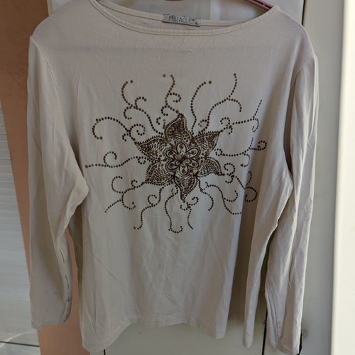 Miracle beige blouse used, size XL, flower design