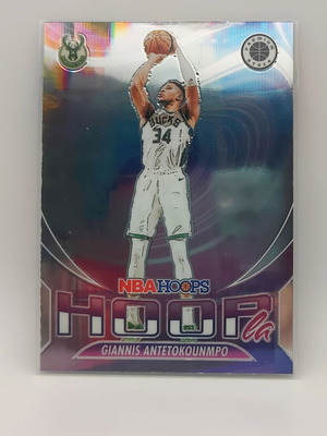 Giannis Antetokounmpo Insert Card 2023-24 NBA Hoops Premium Stock new