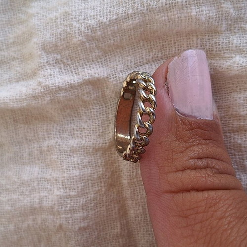 Metal chain ring used, size 8 or 18