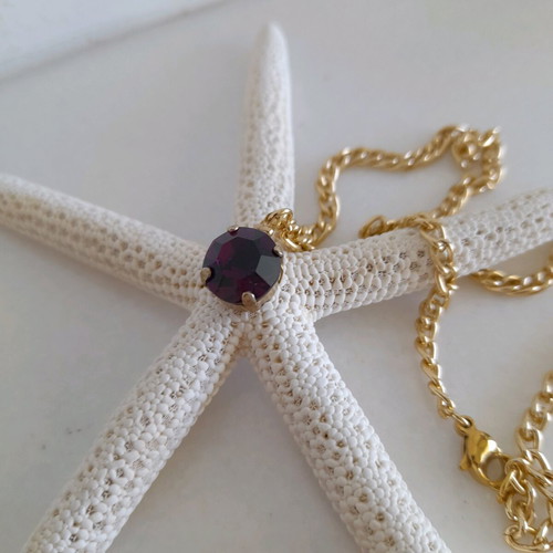 Necklace with purple crystal new with gold chain