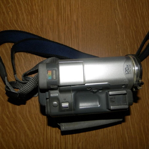 Camera (Video Camera) Sony DCR-TRV33E Mini DV used, vintage