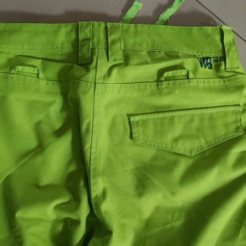 Westbeach women's ski pants used, size M, lime color