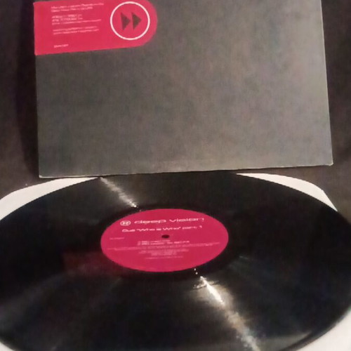 Cue Who is who part 1 vinyl used