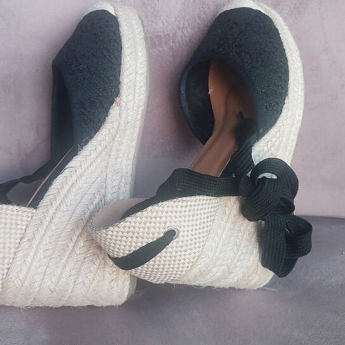 Espadrilles size 37 like new, black platform sandals
