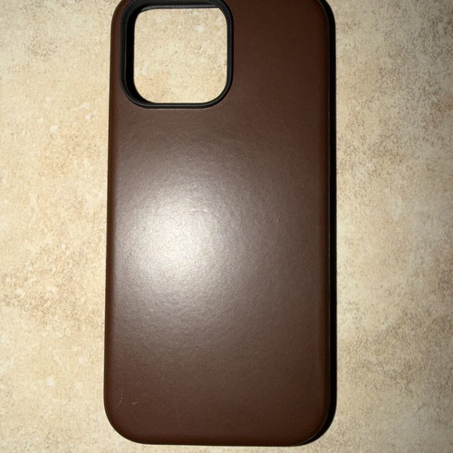 IPhone 16 Pro Max Nomad Modern Leather Case Brown like new