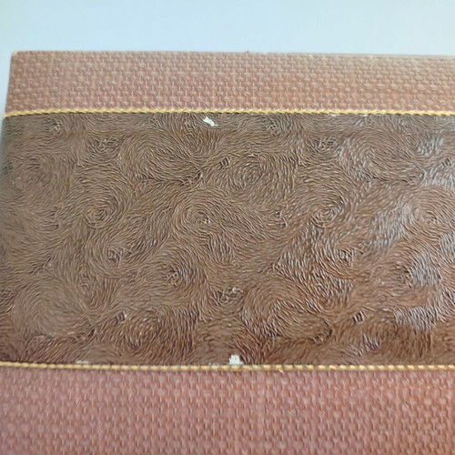 Paper pastry box from the 80s used
