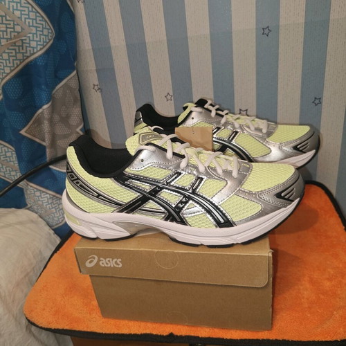 Asics Gel-1130 athletic shoes new, green and yellow