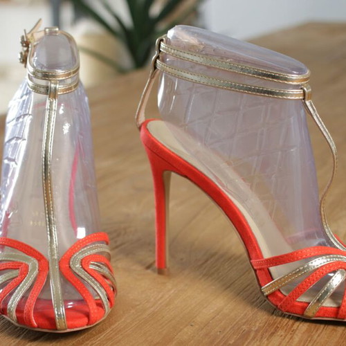 Primadonna Collection red and gold pumps new, size 37