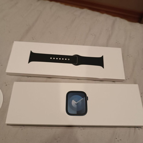 Apple Watch Series 9 45mm Midnight AI Sb M/L GPS new