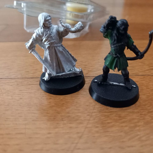 Lord of the Rings 12 magazines and 65 figures like new