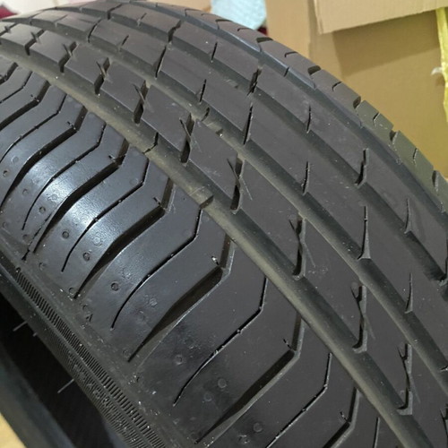 Sailun Atrezzo tire 205/55/16 like new