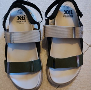 Γυναικεία Πέδιλα Xti size 38
