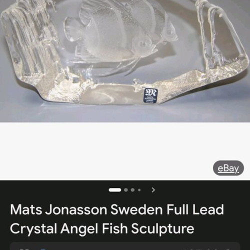 Mats Jonasson crystal sculpture like new, Sweden full lead fish