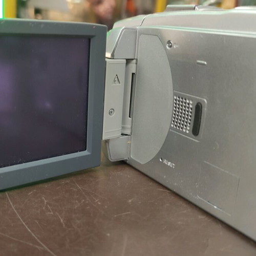 Sony DCR-HC85E video camera used with new battery