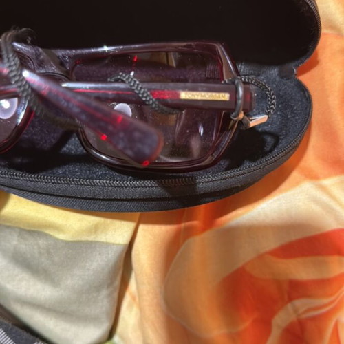 Tony Morgan women's sunglasses used, red