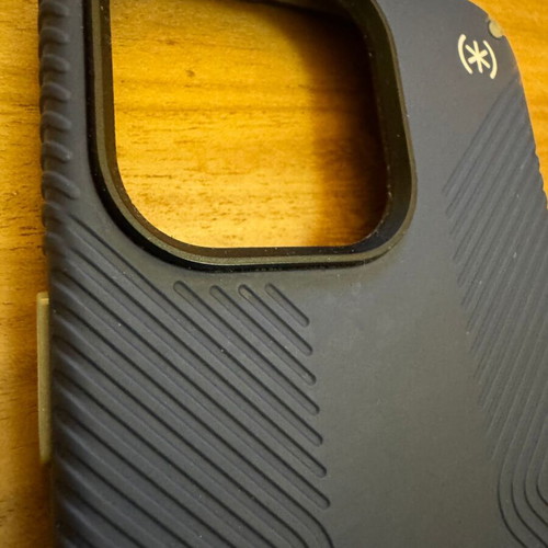 Speck case for iPhone 15 Pro Max like new, blue