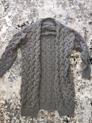 Cardigan gray knitted size XS new, loose fit