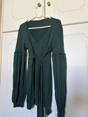 Green blouse with front tie used, Rouge Paris, small size