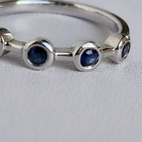 White gold rings used, set of 3, 14 carat with sapphire and brilliant