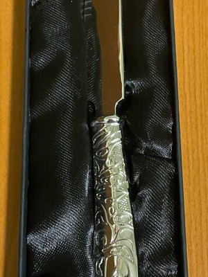Cheese knife new, high quality from Canada