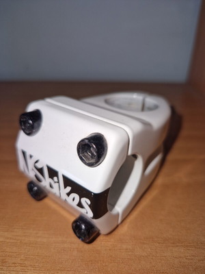 NS Quark Standard Mac White Bicycle Stem 25.4 mm, 4 cm length like new