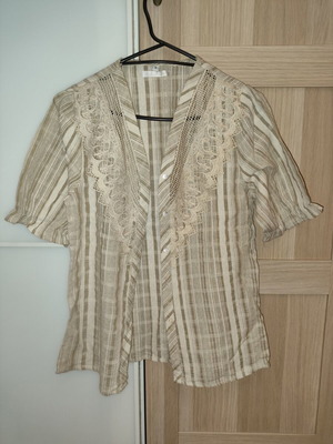 Shirt beige size M like new