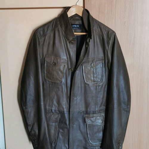 Leather jacket like new, Italian, brown, size medium