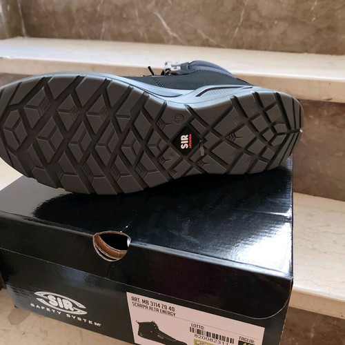 Work shoes new size 40