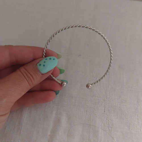 Bracelet from stainless steel like new, thin and light, silver color