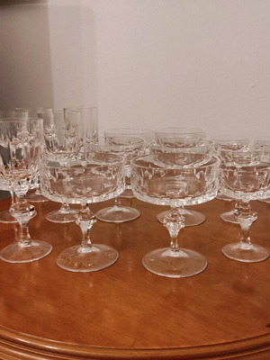 Vintage wine, liqueur and cocktail glasses like new, set of 18