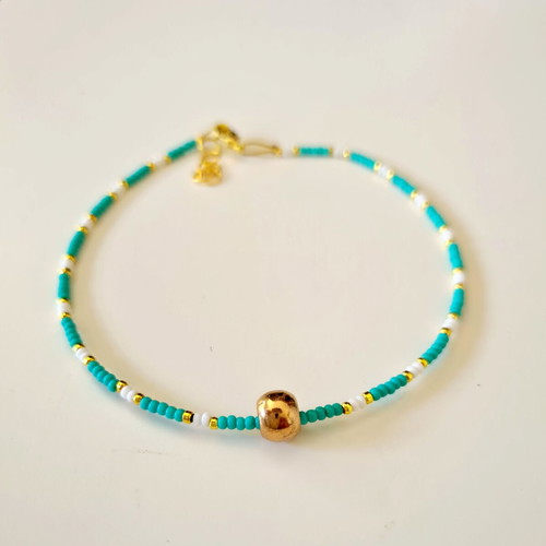Handmade anklet new with turquoise and white beads