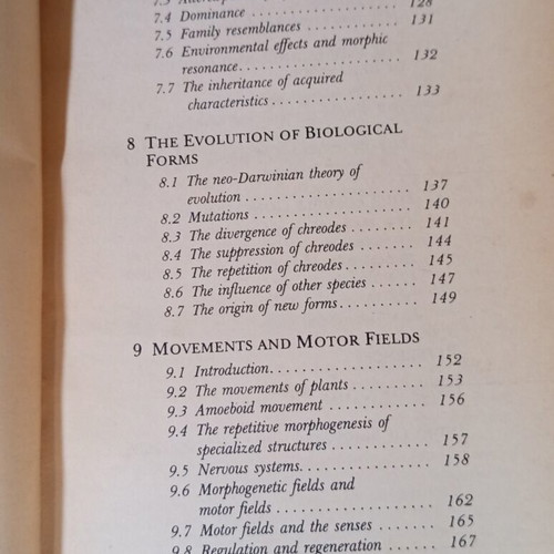 A New Science of Life book used, English