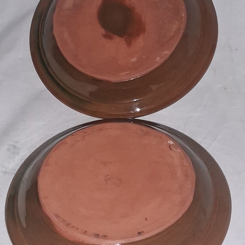 Pair of handmade Sifnos ceramic plates 23 & 24 cm, like new