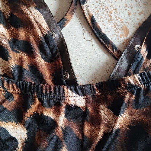 Mini dress animal print like new, size S
