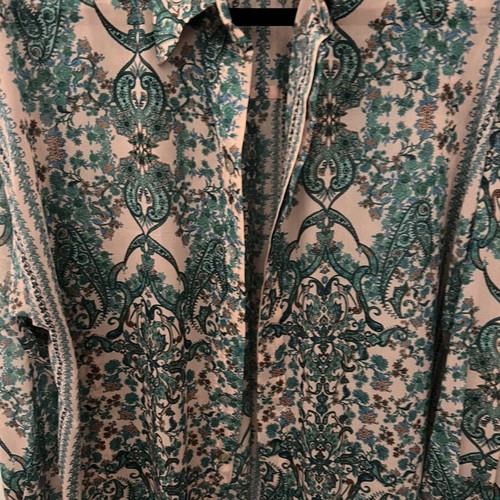 Iraida shirt like new, colorful, one size