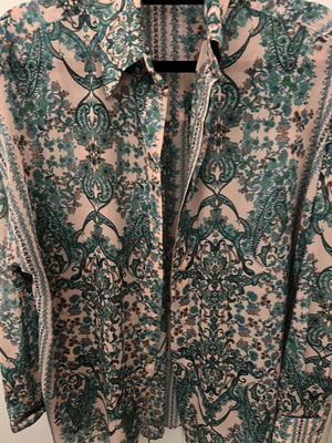 Iraida shirt like new, colorful, one size