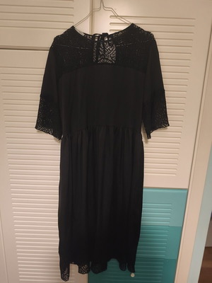 Helmi dress never worn, black, sizes S and M