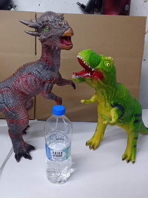Pack of 2 Large Rubber Dinosaurs with Sound (40cm & 30cm)