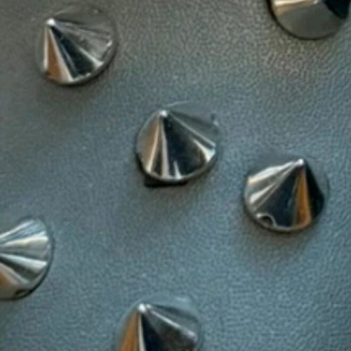 Crocs charms nails like new, pack of 5, silver