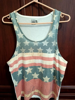 ASOS sleeveless t-shirt like new, size M, white multicolor