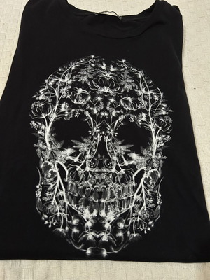 Alexander McQueen T-shirt like new, black color, size S