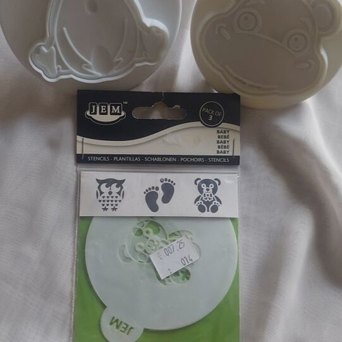 Cake Decorating Set JEM Stencils & Pavoni Cookie Cutters like new