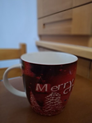 Christmas mug porcelain like new, 400ml