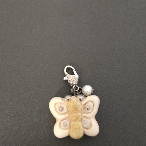Thun Butterfly Pendant ceramic, like new, beige and silver