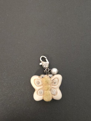 Thun Butterfly Pendant ceramic, like new, beige and silver