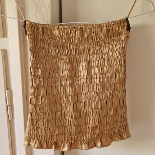 Gold crop top Small with sequins and gold thread detail